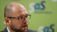 Utečenci sú v Gabčíkove možno nezákonne, upozorňuje SaS