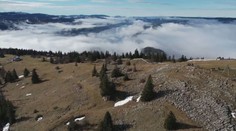 Lyžiari vo Švajčiarsku smútia. Sneh zmizol a pre vysoké teploty dokonca hrdzavejú vleky