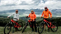 Tentoraz klasický výstup neabsolvovali. Ján Tribula vzal do hôr cyklistku Lenku Ilavskú Litvinovú