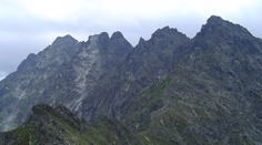 Horolezkyňa spadla v Tatrách z 500-metrovej výšky. Hrozivý pád prežila