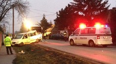 Tragická nehoda hneď zrána. Auto narazilo do domu