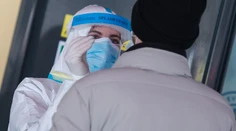 Koronavírus si vyžiadal ďalších 64 obetí, testy odhalili 1552 pozitívnych
