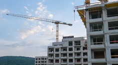 Hypotéky na Slovensku výrazne zdraželi. Ale to, čo sa deje v Česku, je ako zo zlého sna