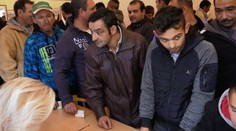 Železiarne v Podbrezovej nechcú cudzincov. Na konkurz preto zavolali Rómov, prišli ich stovky