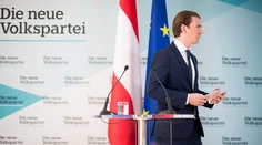Kurz bude čeliť odvolávaniu, FPÖ ešte nevie, ako zahlasuje