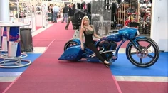 Slnko, lode, motorky a krásne baby v Bratislave