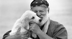 Fotil Madonnu, DiCapria či Brada Pitta: Svetoznámy fotograf sa vracia do Prahy