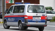 Rakúska polícia zakázala protestný konvoj odporcov opatrení vo Viedni