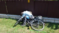 Záhadná tragédia v okrese Trebišov. Muž mal bicyklom naraziť do plota, našli ho bez známok života