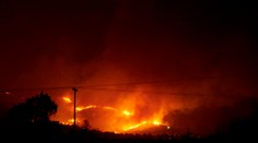 Rozsiahly požiar na známom gréckom ostrove. Ľudia majú byť pripravení na najhoršie