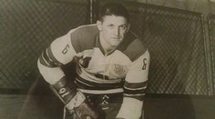 Zomrel legendárny kapitán amerického tímu, ktorý predviedol prvý "Zázrak na ľade"