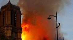 Macron: Spoločne znovu vybudujeme Notre-Dame