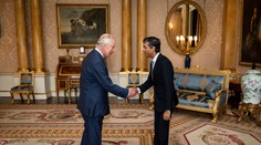 Sunak prehovoril o zdravotnom stave Karola III. Tvrdí, že rakovinu sa podarilo zachytiť včas