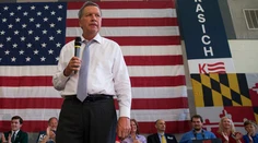 Posledný Trumpov rival John Kasich odstúpil z prezidentskej kampane