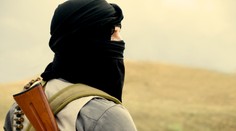 Mladá žena sa pomstila. Zabila členov Talibanu, ktorí zastrelili jej rodičov