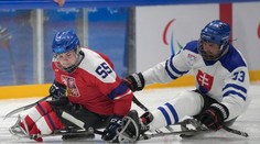 Po hokejistoch prepisovali v Pekingu históriu aj parahokejisti. Česi nám najskôr pomáhali, teraz sme už boli súperi