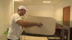 Armén žijúci na Slovensku pracoval v banke. Dnes je jeho obživou chlieb