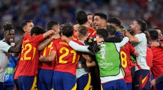 FOTO + VIDEO: Poznáme prvého finalistu Eura. Španielsku zabezpečil postup bleskový obrat