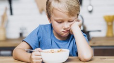 Ak je dieťa vyberavé v jedle, výchova rodičov za to tak úplne nemôže, tvrdia vedci