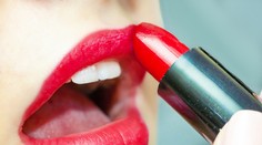 Angelika núkala mužovi sex a kým ju odmietal, okradla ho o 5-tisíc