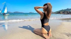 Influencerka túžila po odvážnom zábere, doplatila na to. Deň predtým dala fotku s mrazivým popisom