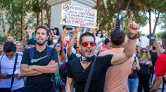 Španieli sa búria. Nechcú už nosiť rúška a dodržiavať ostatné opatrenia