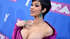 Najväčší dekolt na VMAs 2018 patril raperke: A čo prišlo potom, nečakal nikto