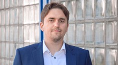 Expert na umelú inteligenciu Spano: Nestačí vidieť a uveriť, treba začať znovu rozmýšľať