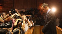 Hendikepovaný atlét Oscar Pistorius požiadal o podmienečné prepustenie