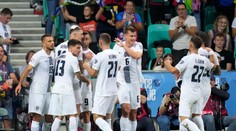 Maďari si poradili so Srbskom a ostávajú bez prehry. O víťazstve Slovinska rozhodla mladá hviezda dvomi gólmi