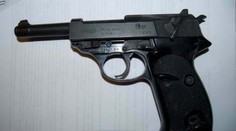 Maturitná slávnosť sa skončila tragédiou, dvaja postrelení