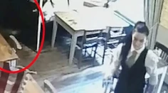 VIDEO: Majiteľa prevádzky šokovali zábery z kamery. Ide naozaj o dievčatko v šatách?
