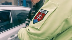 Vodič (43) sa po diaľnici z Bratislavy do Trnavy rútil šialenou rýchlosťou