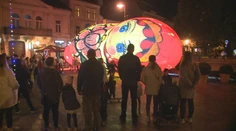 Cez umenie chcú sprostredkovať dôležitý odkaz. Pozrite si, ako vyzerala Biela noc v Košiciach