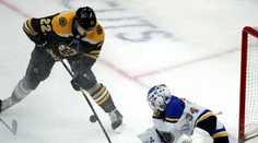 NHL: Cehlárik dostane ďalšiu šancu, Boston ho povolal z farmy