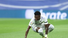 Outsider zaskočil biely balet na Bernabéu, novým lídrom v Španielsku Barcelona
