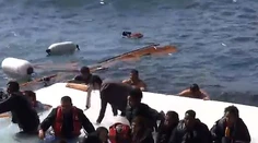 Francúzska loď zachránila pri pobreží Líbye 217 migrantov