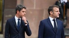 Francúzsky premiér Attal avizoval, že rezignuje. Macron ho žiada, aby ostal