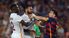 Messimu poriadne praskli nervy, obrancu AS Rím chytil pod krk!