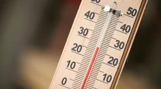 Máme za sebou prvú tropickú noc. Teplota neklesla pod 20 °C