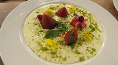 Jahody karamelizované s medom