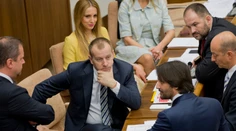 Kollárovi prešli upravené odmeny pre exekútorov