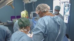 Dvoch košických chirurgov obvinili z podvodu v kauze pochybných plastických operácií