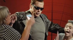 Figurína Terminátora začala rozprávať. Bol to skutočný Arnold