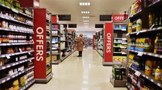 Šialené zdražovanie potravín v Británii: Jedna sieť supermarketov už predáva na splátky