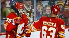 Adam Ružička s troma asistenciami, Tatar si odbil premiéru v Colorade