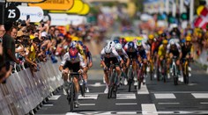 Francúz Lafay vyfúkol etapu Van Aertovi a oblečie si zelený dres. Cofidis má prvý triumf po 15 rokoch