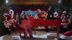 Najväčšia namotávka týchto Vianoc? Eda Sheerana a Eltona Johna nepustíte z hlavy