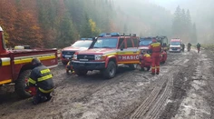 Hasiči pri Martine bojujú s požiarom už tretí deň. Pridal sa aj vrtuľník
