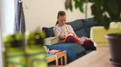 Netradičný pôrod v Krompachoch. Mamička si svoje bábätko sama vybrala z bruška